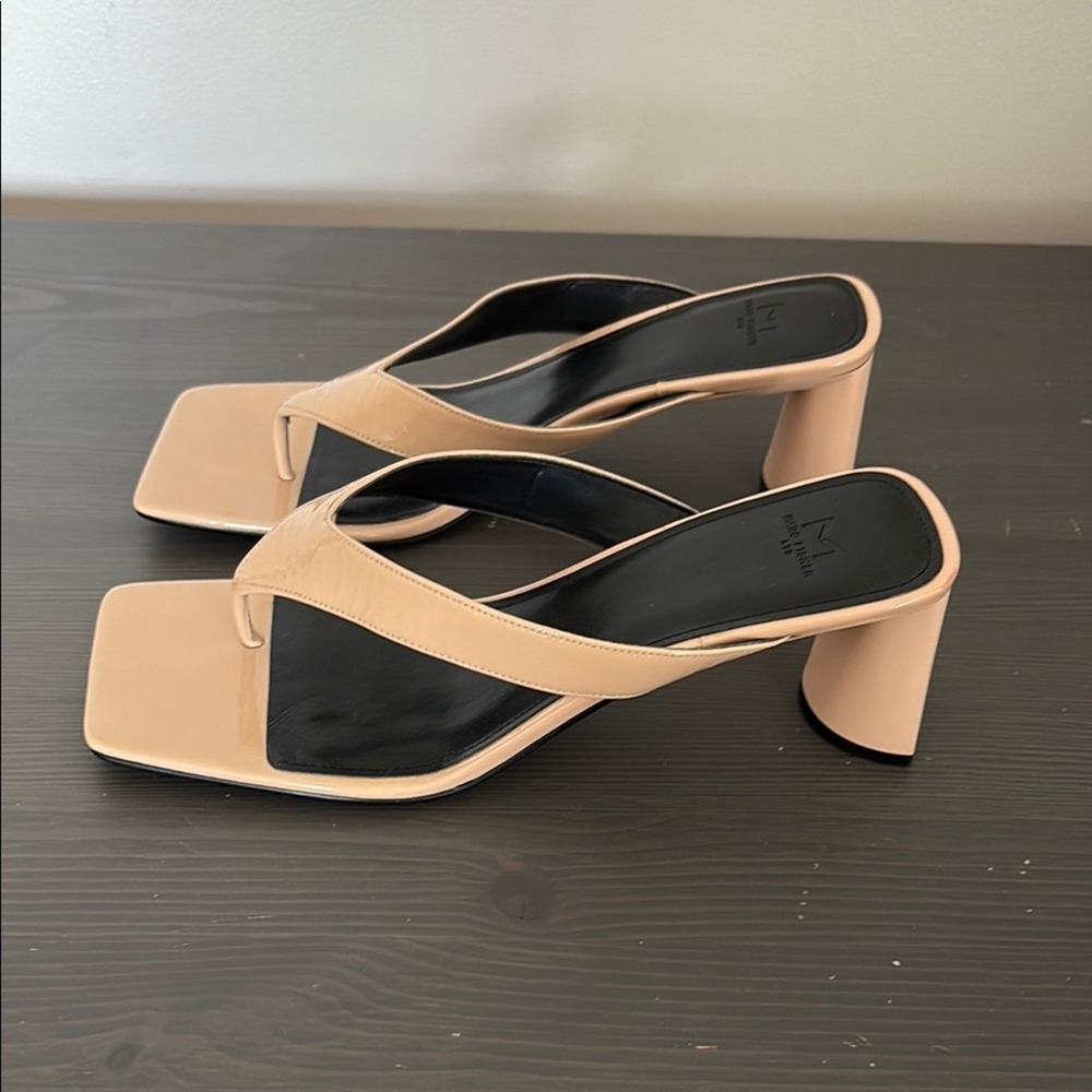 Marc Fisher Cadence Heeled Square Toe Sandal Thong Patent Leather Beige 8.5